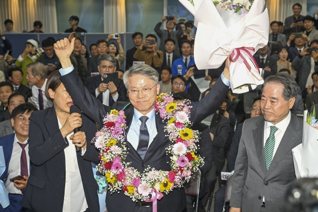 민형배 민주당 초대 전남광주특별시장 후보 선출