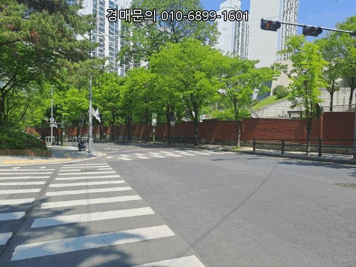  서울 영등포구 신길동 명품 아파트 신길자이, 성공적인 내집마련과 투자 기회를 잡을 법원 경매 물건 분석 (2025타경9704)
