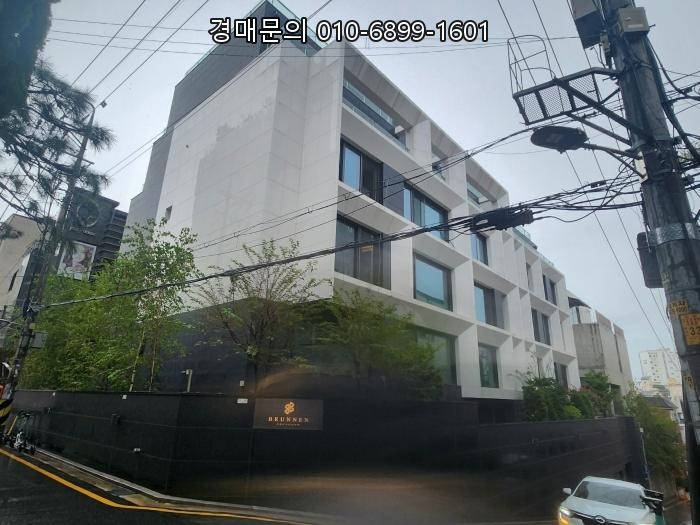  서울 강남 아파트 경매, 청담동 도산대로99길 68 청담브르넨 1층 고급 주거 공간! 시세보다 저렴하게 잡을 절호의 투자 기회 2024-115582