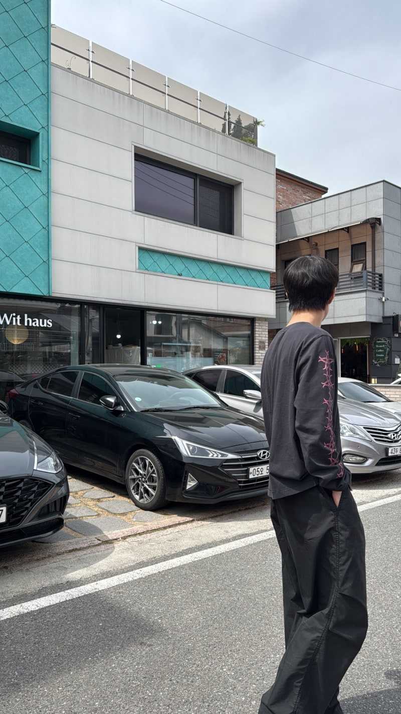 UVU 도쿄 26 롱슬리브 티셔츠 리뷰