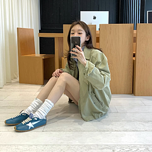 강민경이 신은 골든구스 마라톤 스피드, 2026 신상 뭐길래 이렇게 뜰까?