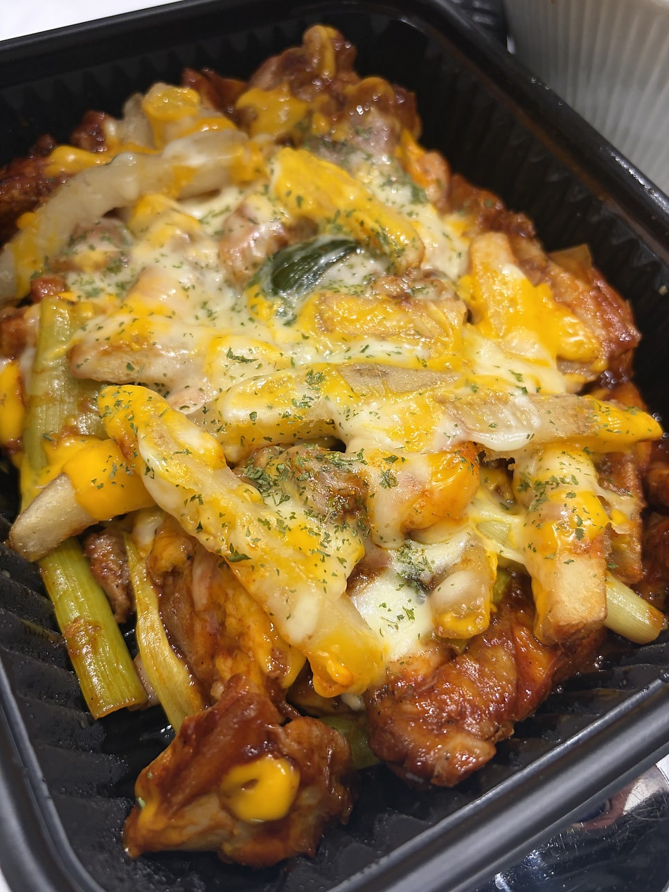기영이숯불두마리치킨 충북광혜원점 사진 4