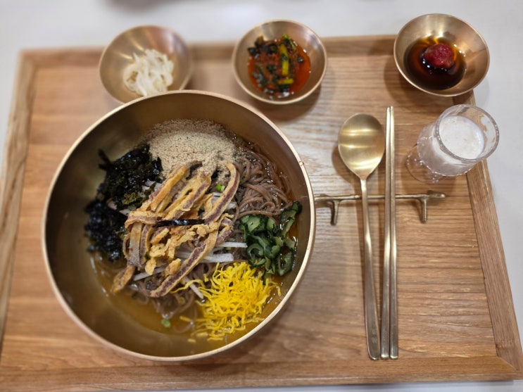  대구 들기름 막국수 달서구 월성동 육회 꼬막비빔밥 맛집 이담