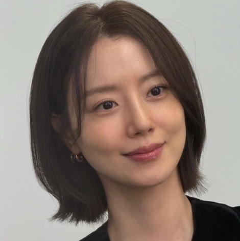 문채원 6월 결혼식 발표 예비남편 비연예인 나이 인스타 손편지 공개