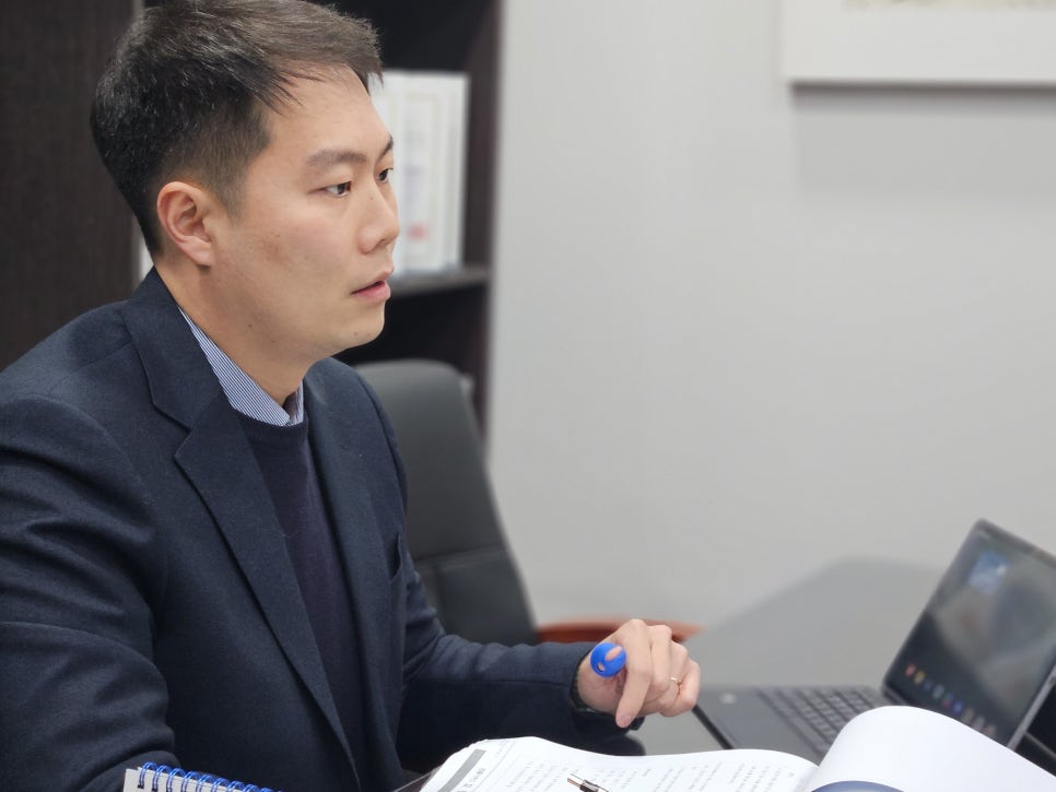 공무집행방해죄, 경찰과 실랑이가 있었다면 먼저 확인할 것 관련 사진