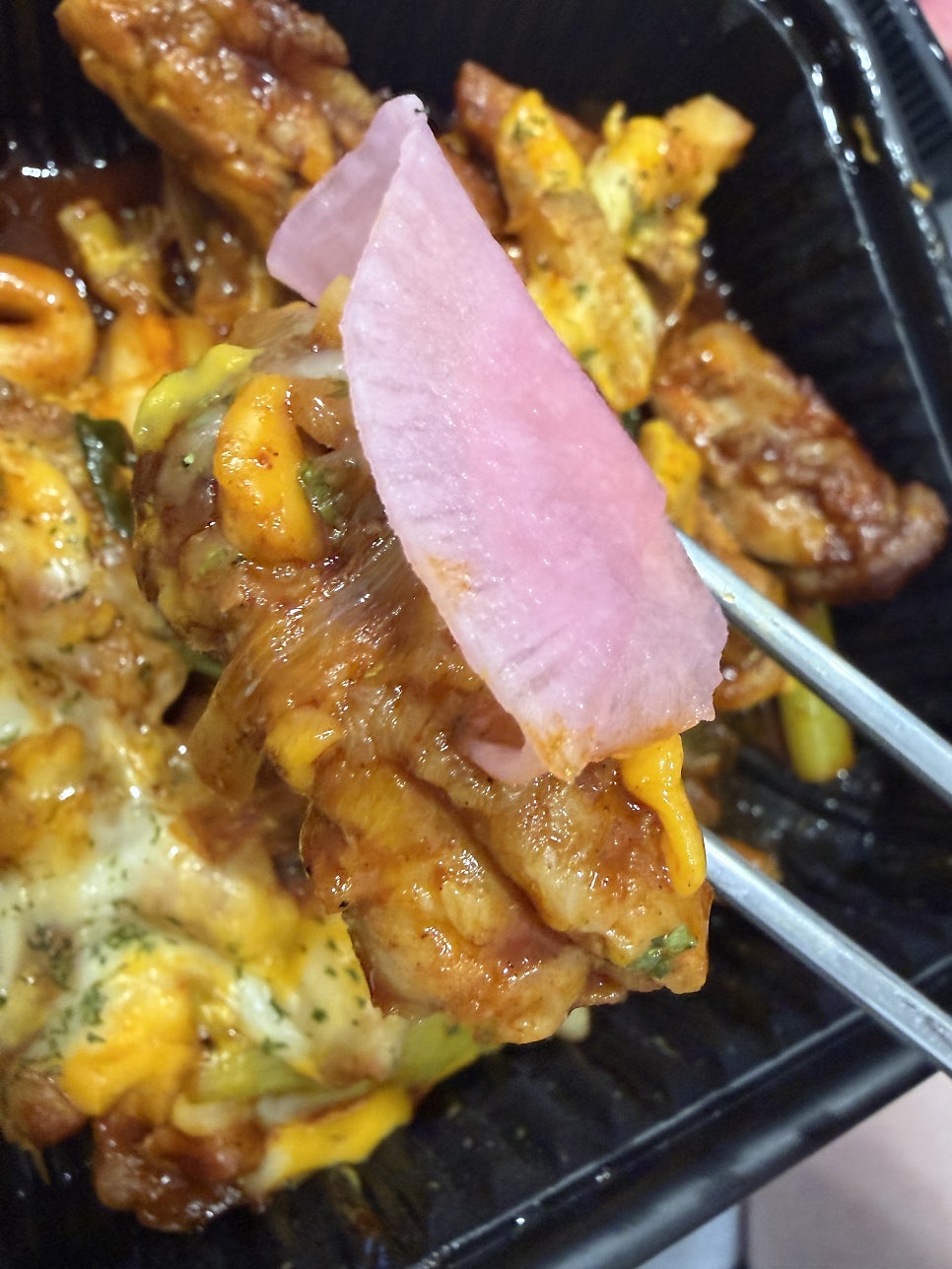 기영이숯불두마리치킨 충북광혜원점 사진 6