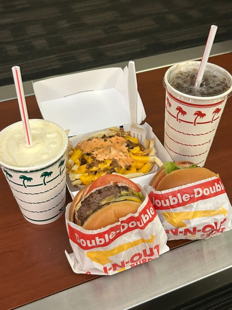  LA 할리우드 인앤아웃(IN-N-OUT) 버거 메뉴 추천ㅣ웨이팅ㅣ주차ㅣ테이크아웃