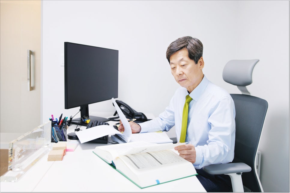 주거침입죄 스토킹혐의 같이 연루되었다면 관련 사진