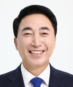 '민주 <b>박수현</b> VS 국힘 김태흠' <b>충남지사</b> 빅매치 확정