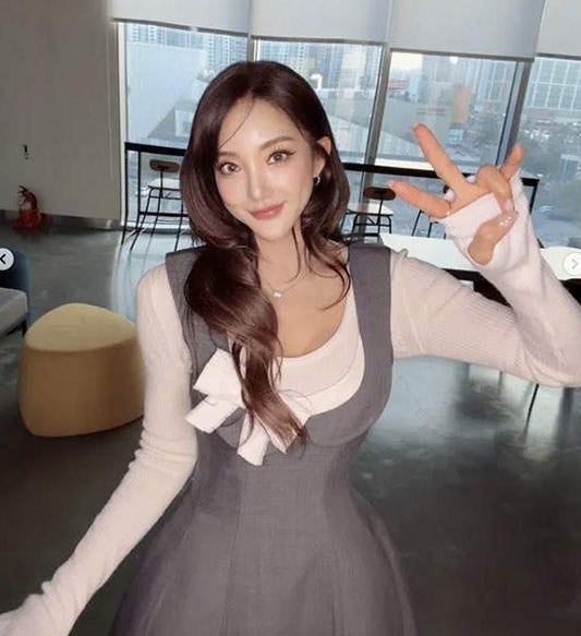 가수 바다 50대 앞두고 시술 의혹, 사진 속 달라진 분위기 분석