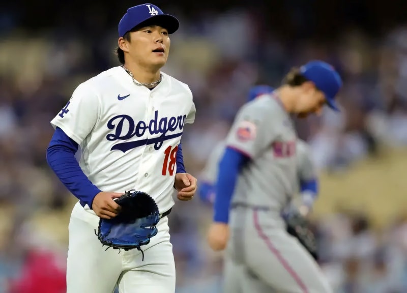 [4월 16일 MLB 에세이] '기계'처럼 완벽한 야마모토 요시노부, '전인미답'의 경지에 도전하다