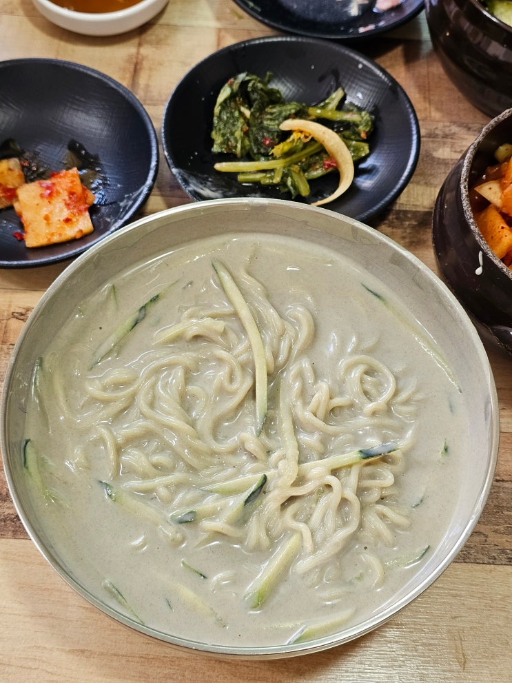  제주 '오양손칼국수' 콩국수 메밀뼈국 내돈내산 맛집 현지인 추천