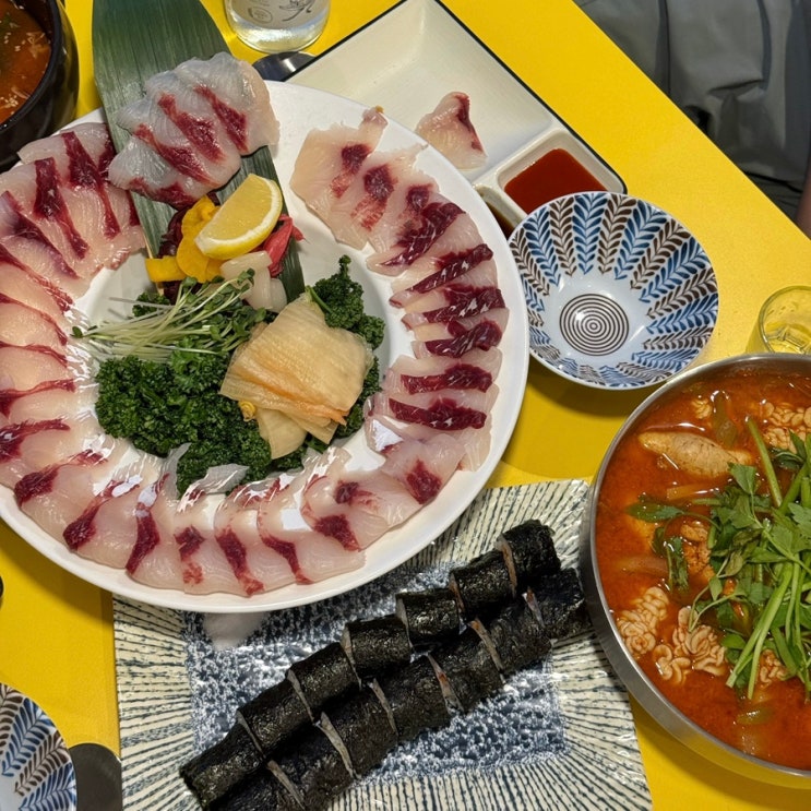  자양동 맛집 강남어판장 : 폴딩도어로 야장 감성 가득한 광진구 횟집 참숭어회 후기