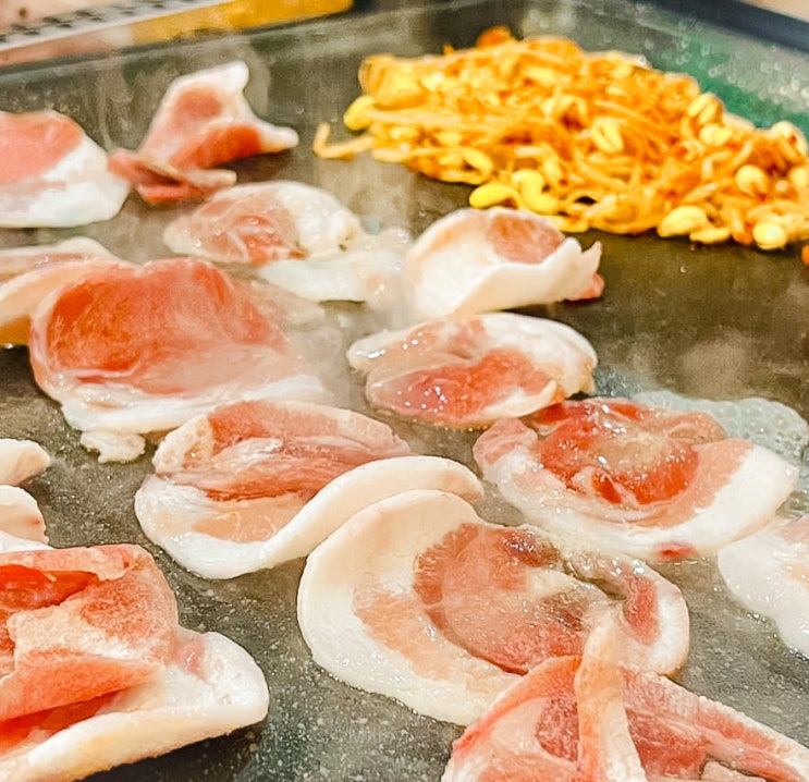  창원 맛집 황금대패 후기 | 용지호수 야경 산책 + 계획도시 창원이 좋았던 이유