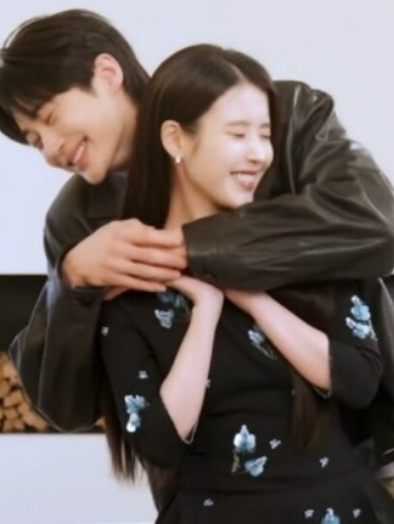   "바람둥이 전생은 잊어라!" 아이유·변우석, 10년 만에 완성된 역대급 서사