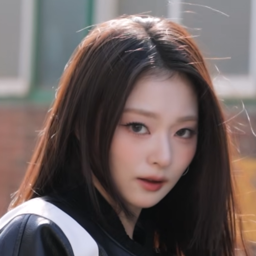 "진심 효녀" 이나경, 오토바이 면허 도전 포착된 반전 근황