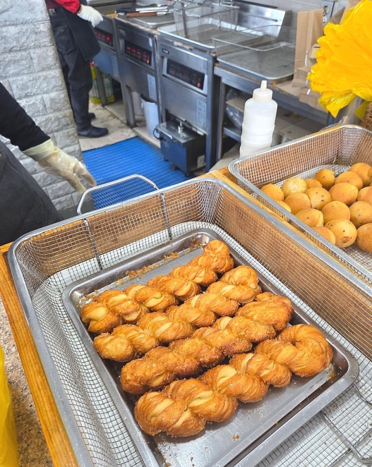  서산 간월도 생활의 달인 맛집 해미읍성 왕꽈배기 포장 후기