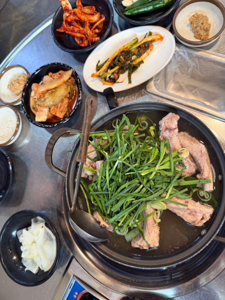  경남 진주현지인맛집 산청흑돼지 허영만 식객 갈비수육