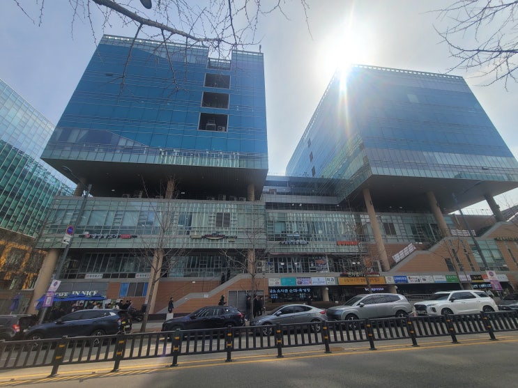  판교역 상가 매매 찾다가 결국 우림W시티 상권까지 보게 됩니다