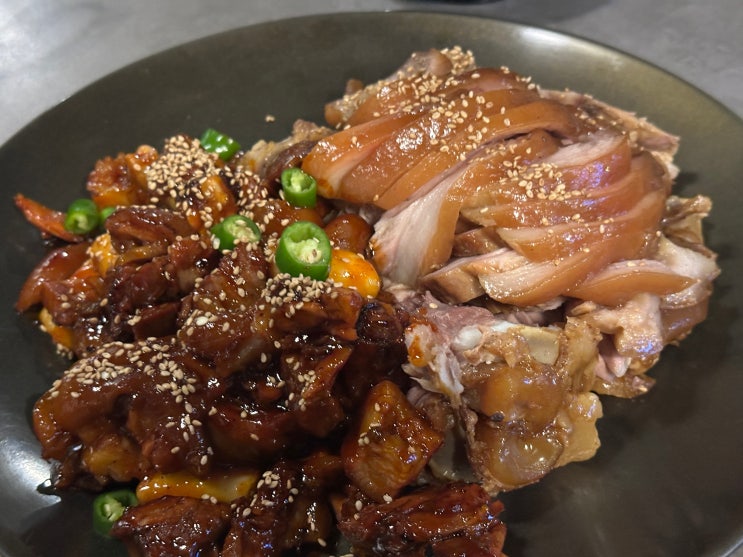  천안 신불당동 촉촉 야들야들 분위기 좋은 반반족발 맛집 오밤족