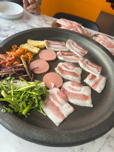 광주 용봉동 전철우사거리 맛집 냉삼코리아 점심식사 가능