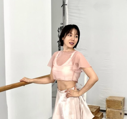 Missed Son Ye-jin's Viral Abs Photos? Here's a Summary of Her 44-Year-Old Body Management Secrets