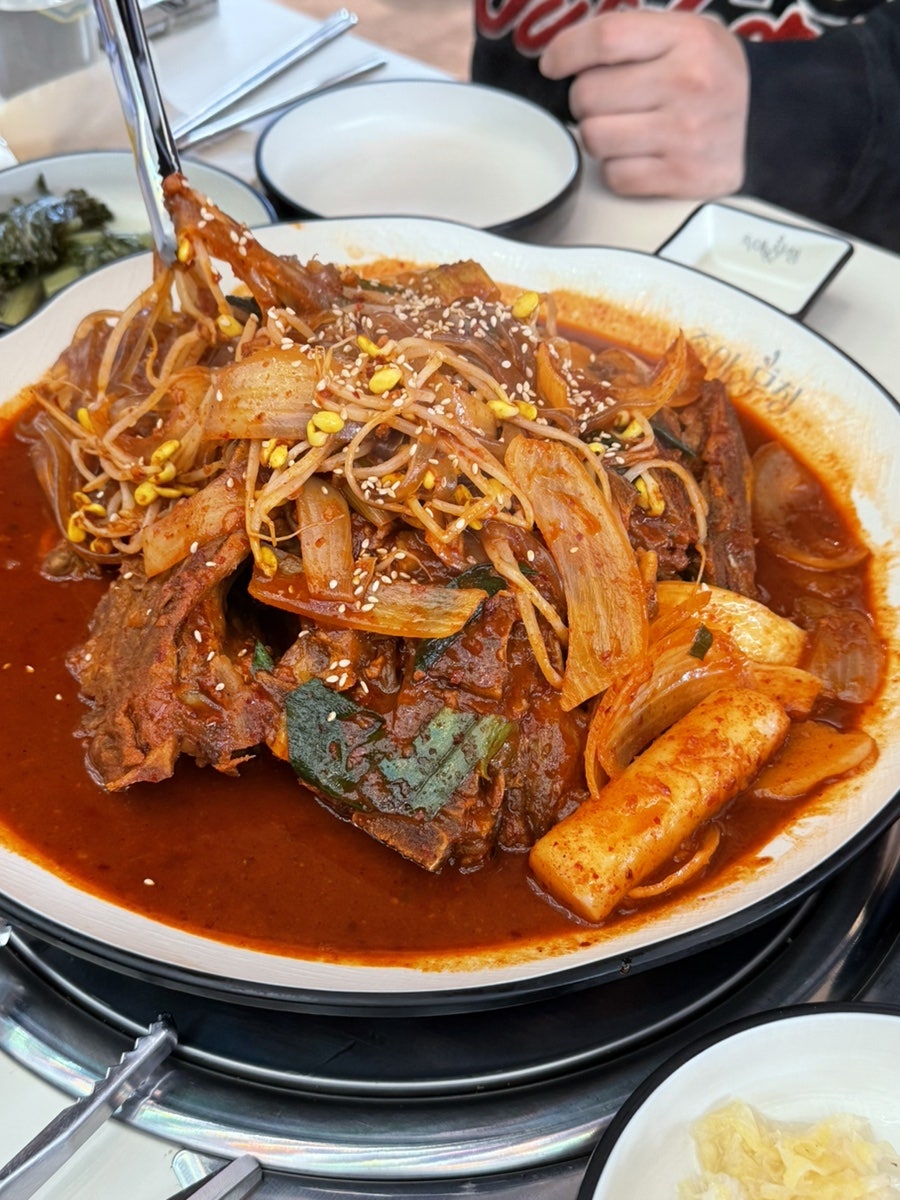 족발야시장&무청감자탕 용산본점 사진 2