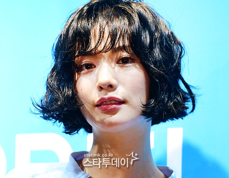 나나 단발펌, 내추럴 웨이브로 세련되게 변신! 요즘 대세 스타일 분석