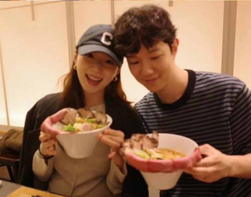 하트시그널4 김지영 교토 여행 화제…볼록한 D라인 근황 공개｜남편 윤수영 누구? 결혼·임신....