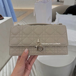마이디올(My dior) 미니백 탑핸들 베이지 2년 사용 A/S 후기
