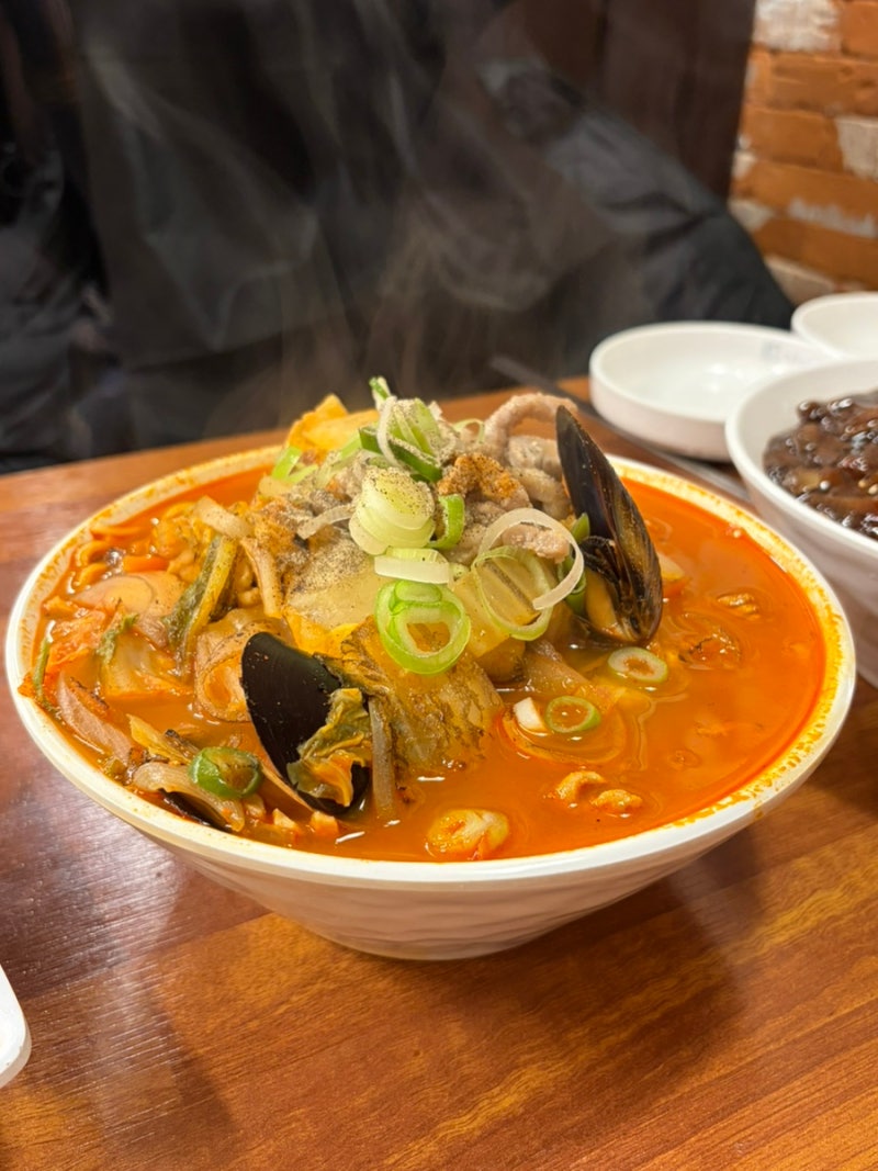 역촌역 동네 맛집 돌짜장 방문 후기