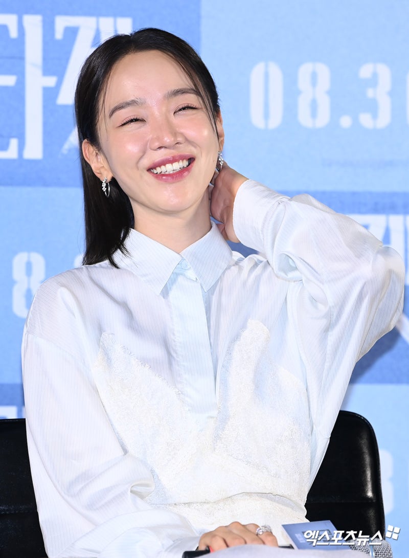 신혜선, 차기작 '대쉬' 검토 중! 쉴 틈 없는 행보 이어간다