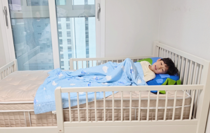  초등학생 침대 프레임 추천 하로월드 쁘띠라뺑 루카스 믿고 쓰는 슈퍼 싱글 원목 침대 브랜드