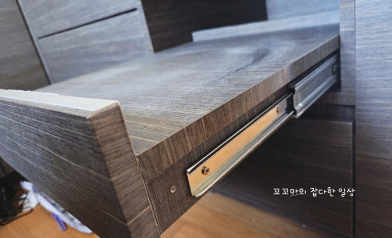 전기밥솥 슬라이딩 선반 레일셀프교체 방법