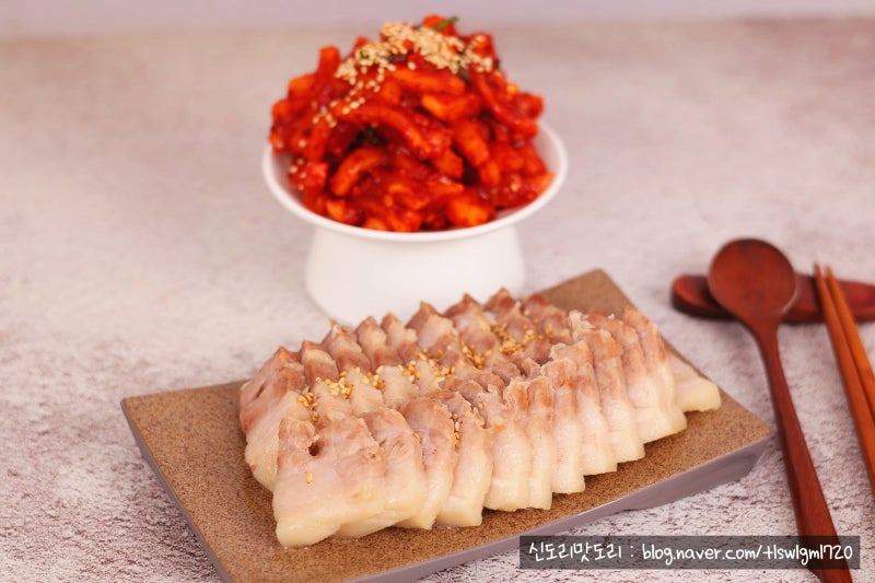 삼겹살 수육만들기 촉촉한 삼겹살 수육 레시피로 냉동 삼겹살 보쌈 삶는법