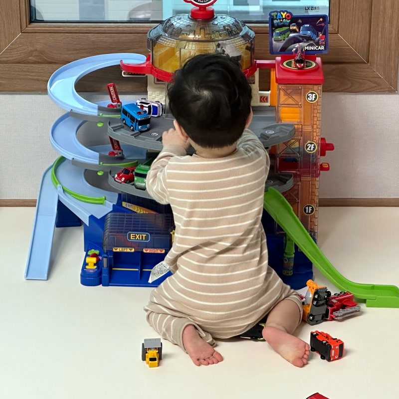 두 돌 아기 어린이날 생일 선물 추천 타요 컨트롤 주차타워 풀세트