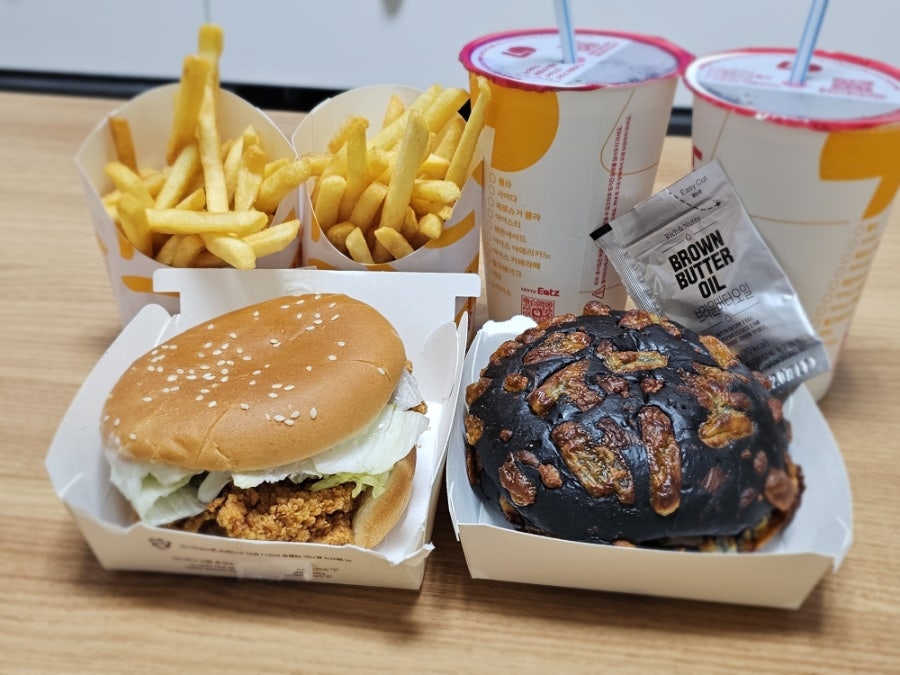 롯데리아 부산재송점 사진 1