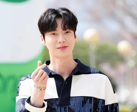 배우 안재현 프로필 성명 나이 신체 MBTI 데뷔 활동 가족 관계 총정리