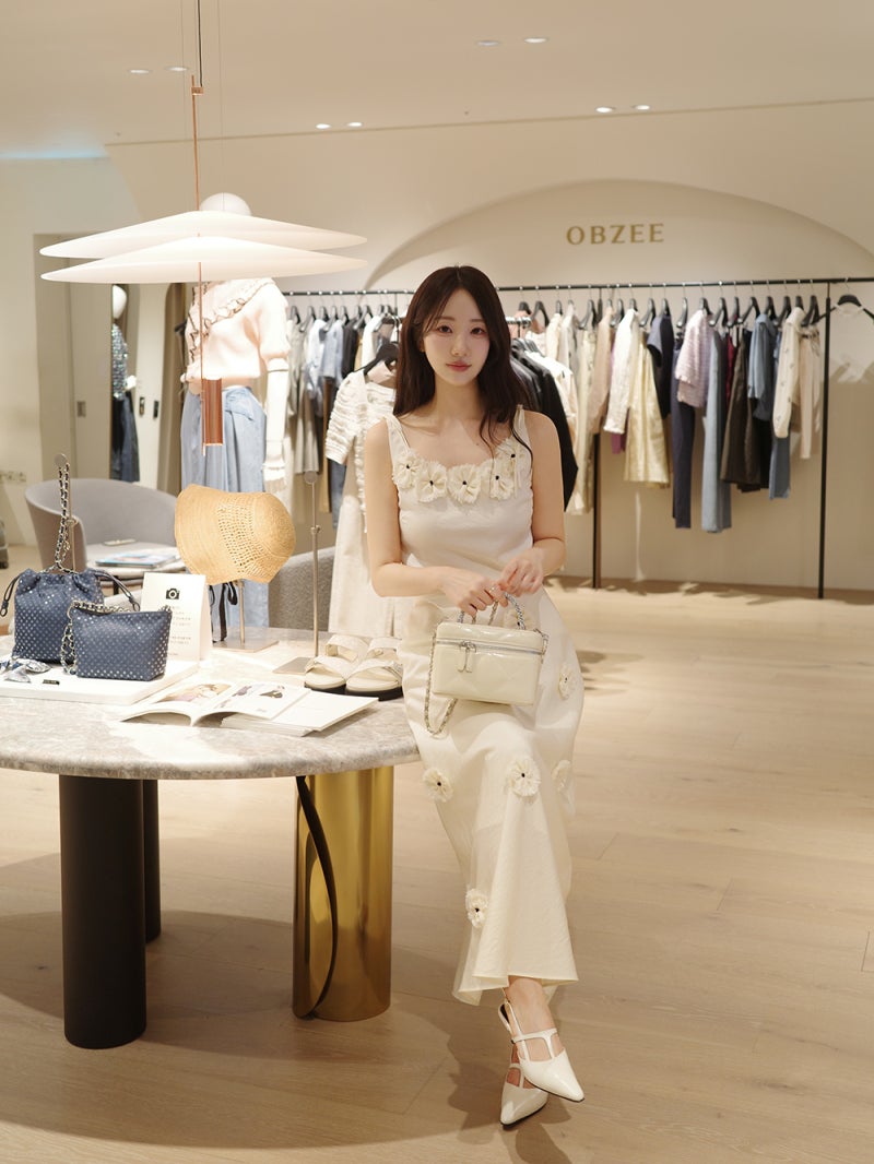 박민영이 입은 한섬 오브제 자켓 블라우스 스커트? 롯데백화점 본점 매장 실착 후기