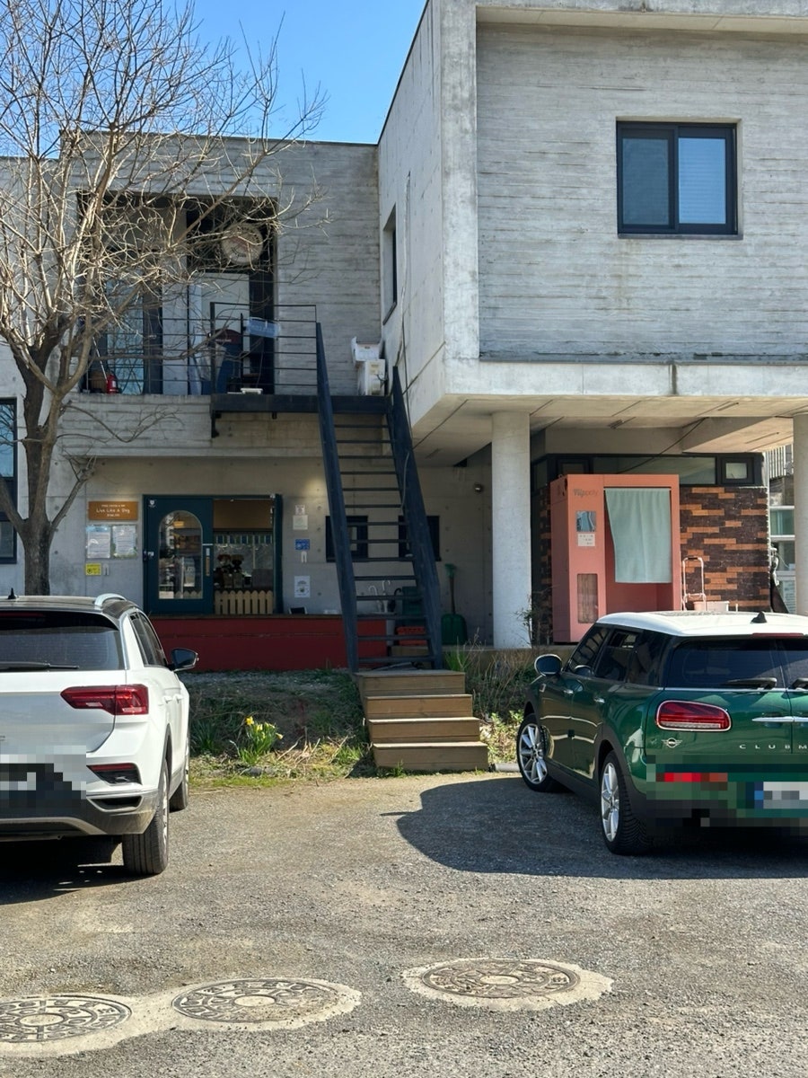 엘라드 사진 3