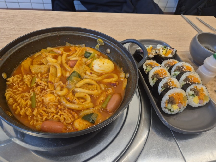 오늘도분식에반해 송천점 사진 6