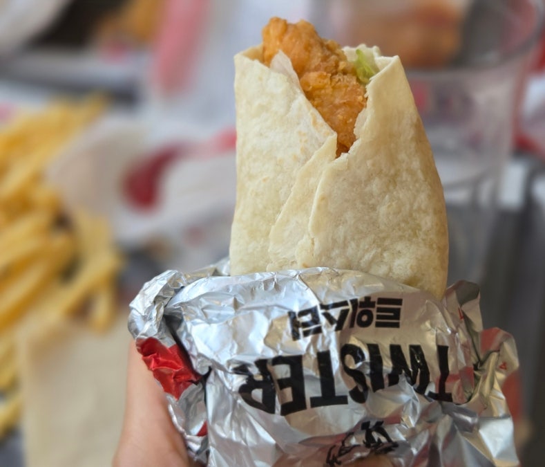 KFC 기간 한정 할인! 4월 놓치지 마세요, 트위스터 콤보 후기