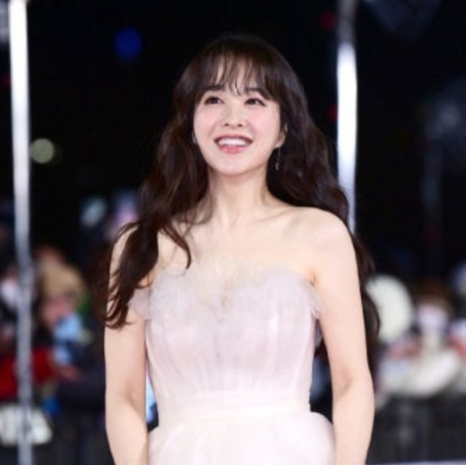 배우 박보영 프로필 이름 나이 고향 신체 학력 MBTI 별명 총정리 솔직한 매력과 새로운 도전