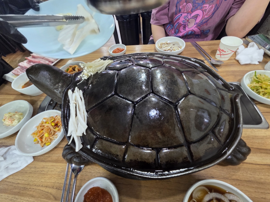 거북솥삼겹살 체인본점 사진 3