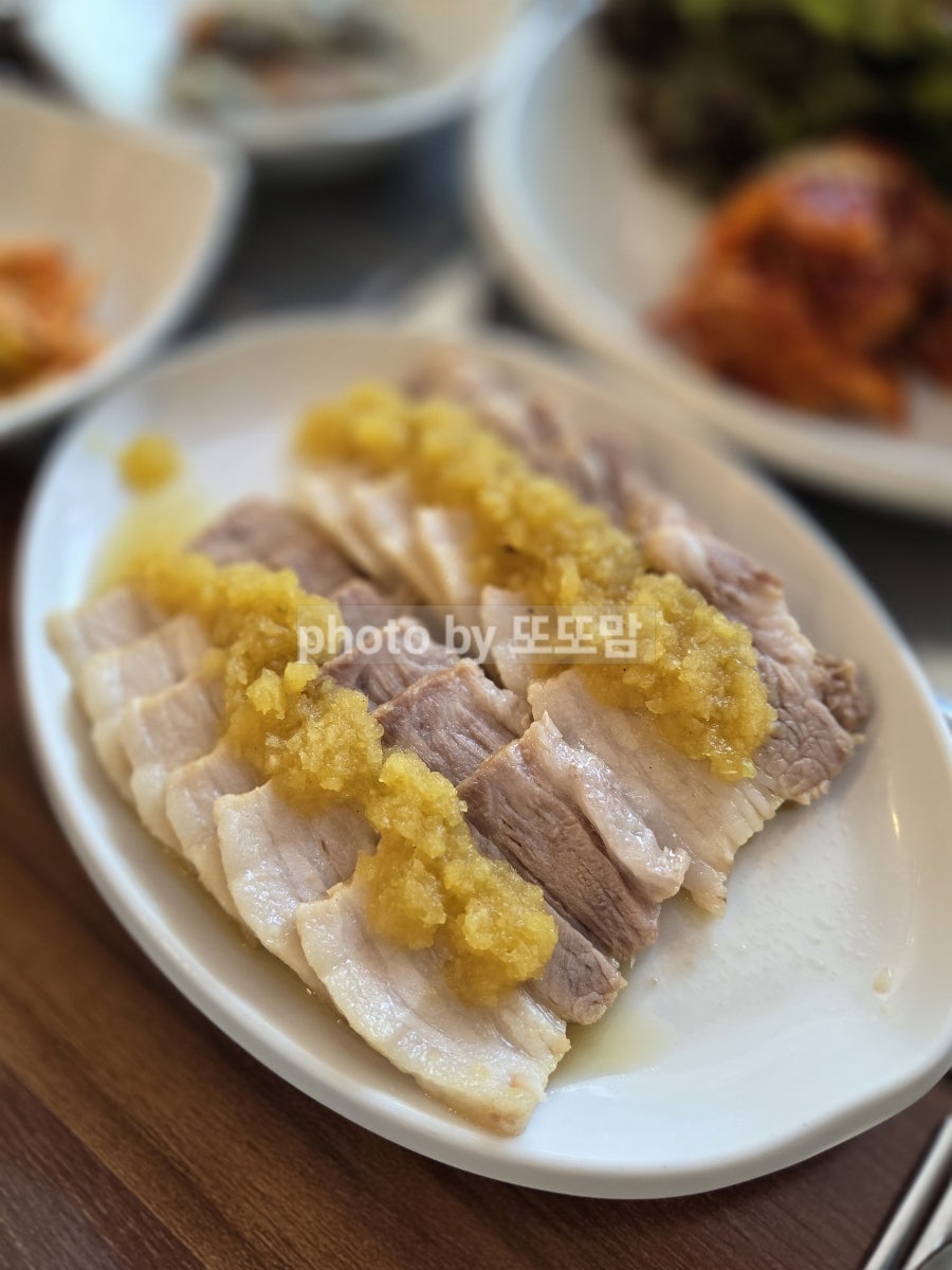 정담마늘보쌈 연산점 사진 3