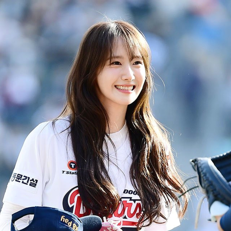 윤아, 18년 전이랑 똑같다? 놀라운 동안 비주얼 비결은