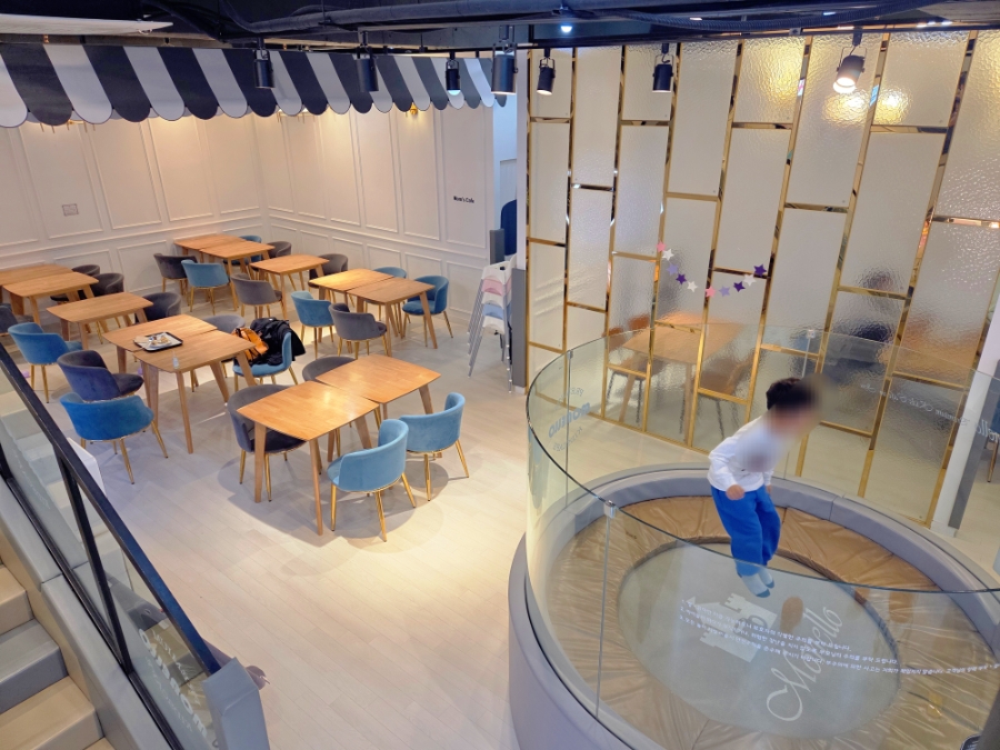 모넬로키즈카페 제주노형점 사진 2