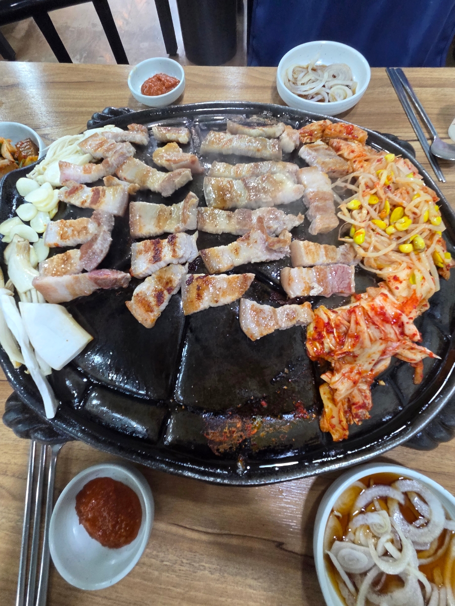 거북솥삼겹살 체인본점 사진 6