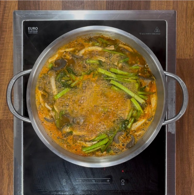  등촌역 맛집 깨비사골칼국수 100% 한우 사골 육수 진한 칼국수