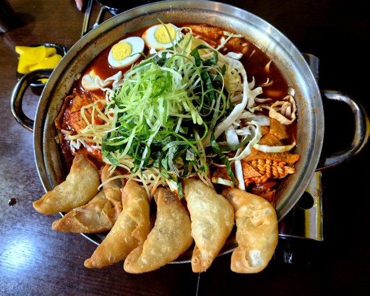  광화문 허니떡볶이 쫄면맛집
